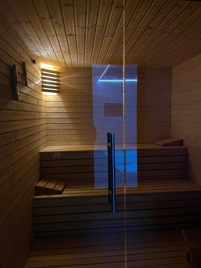La Park Aparthotel Kudowa-Zdrój Buitenkant foto