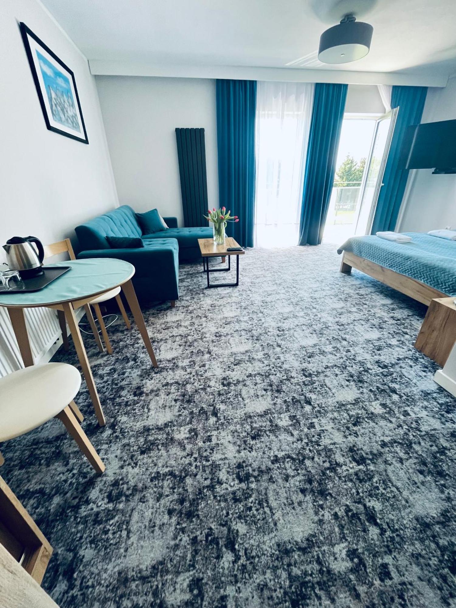 La Park Aparthotel Kudowa-Zdrój Buitenkant foto